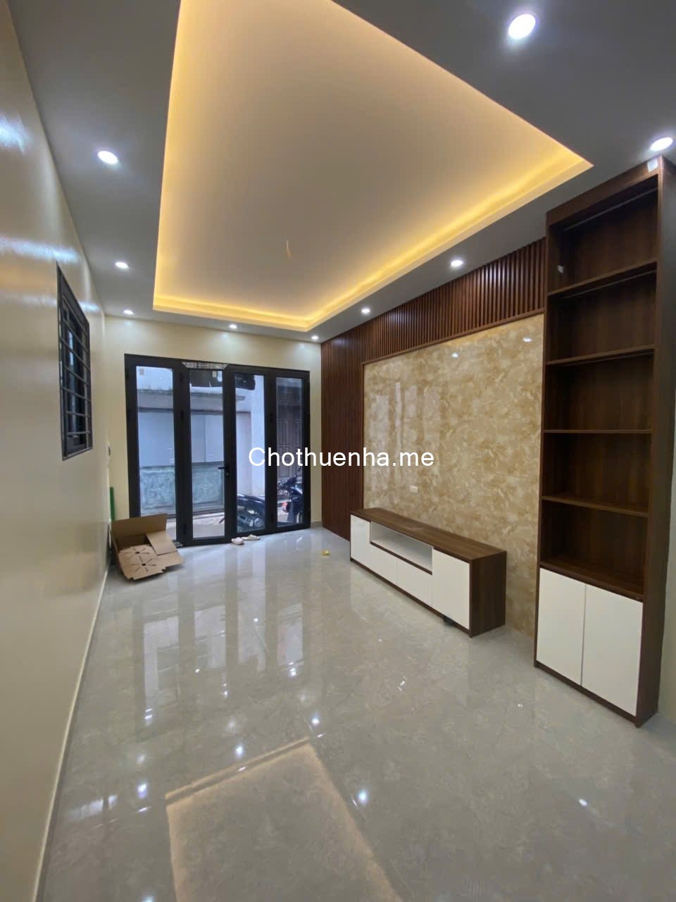 Cho thuê nhà Khuyến Lương, Hoàng Mai, 5 tầng, 35m2, 4 ngủ vào ngay