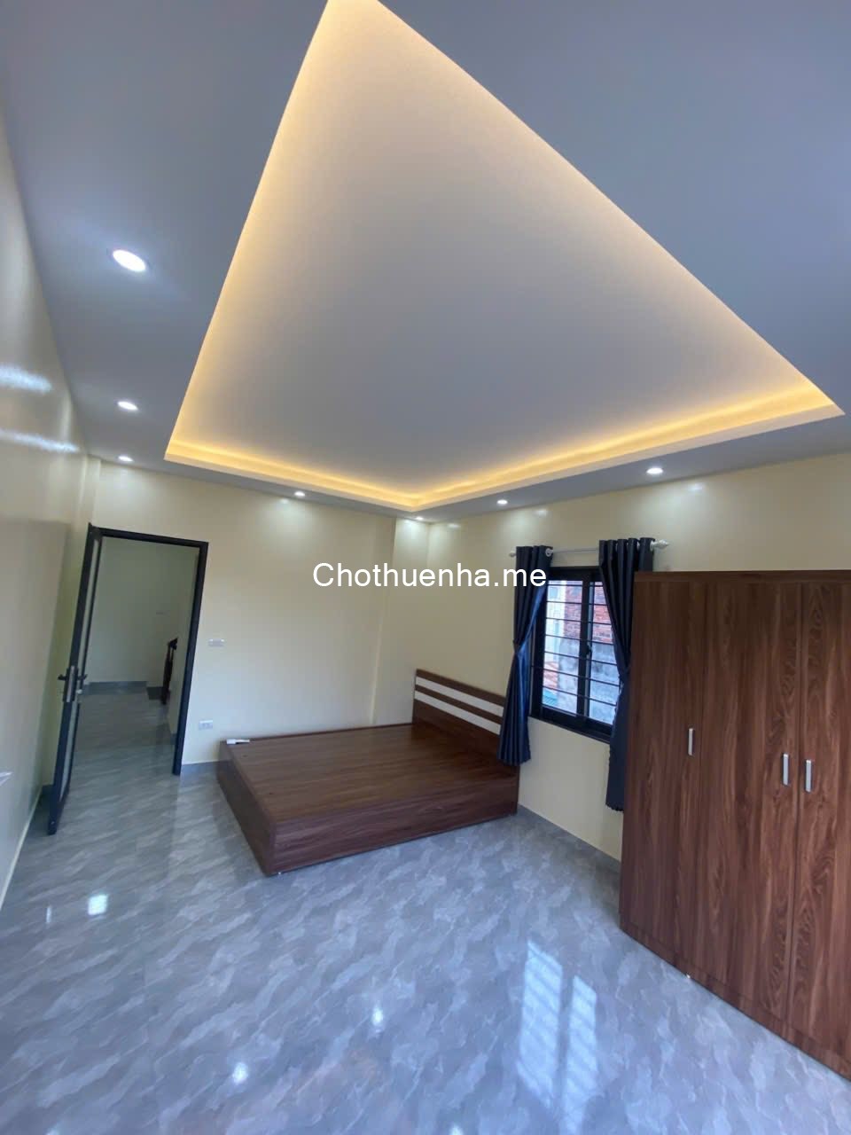 Cho thuê nhà Khuyến Lương, Hoàng Mai, 5 tầng, 35m2, 4 ngủ vào ngay