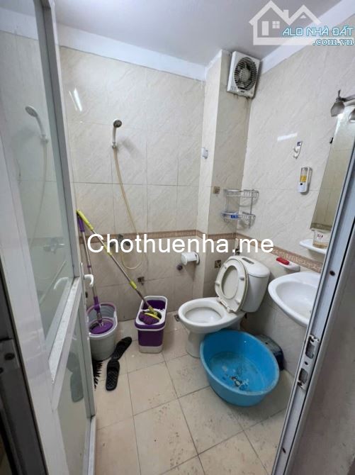 Cho thuê nhà ngõ Chùa Bộc, 4 tầng, 30m2, 4 ngủ, 13 Triệu ở tối đa 6 người