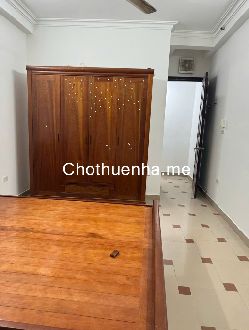 Cho thuê nhà nguyên căn Nguyễn Đình Chiểu Hai Bà Trưng 30m2x4 tầng,2 ngủ khép kín.