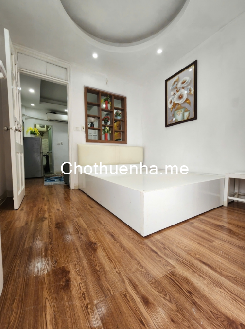 Cho thuê nhà Vương Thừa Vũ 35m2, 1 ngủ, 1 khách, 1 vệ sinh, 5 triệu