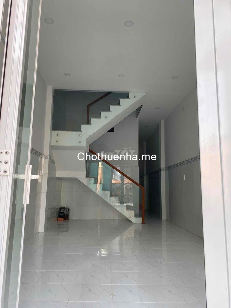 Cho thuê nhà nguyên căn, Huỳnh Tấn Phát phường Phú Thuận quận 7, 1 tret 2 lầu 5pn 2wc