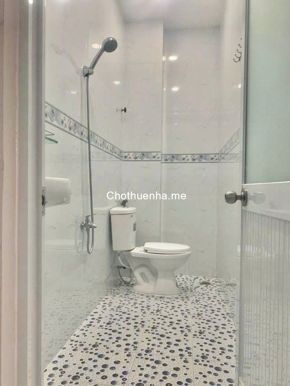 Cho thuê nhà nguyên căn, Huỳnh Tấn Phát phường Phú Thuận quận 7, 1 tret 2 lầu 5pn 2wc