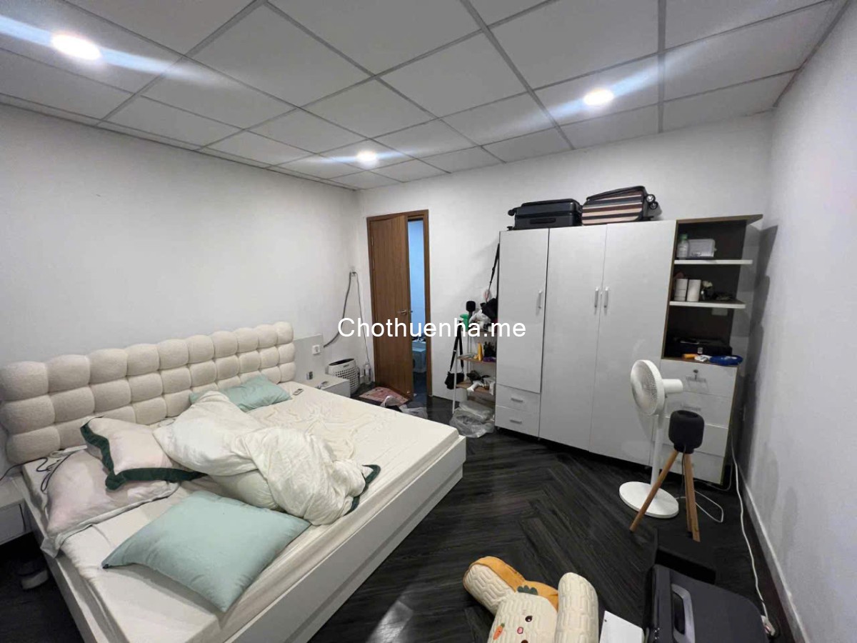 Cho thuê nhà tại đường số Tân Quy Q7, 4x18m, 2 ngủ 2 wc, 1 trệt 1 lửng.