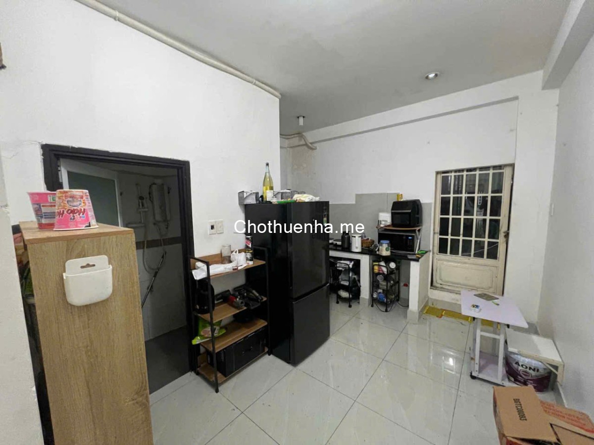 Cho thuê nhà tại đường số Tân Quy Q7, 4x18m, 2 ngủ 2 wc, 1 trệt 1 lửng.