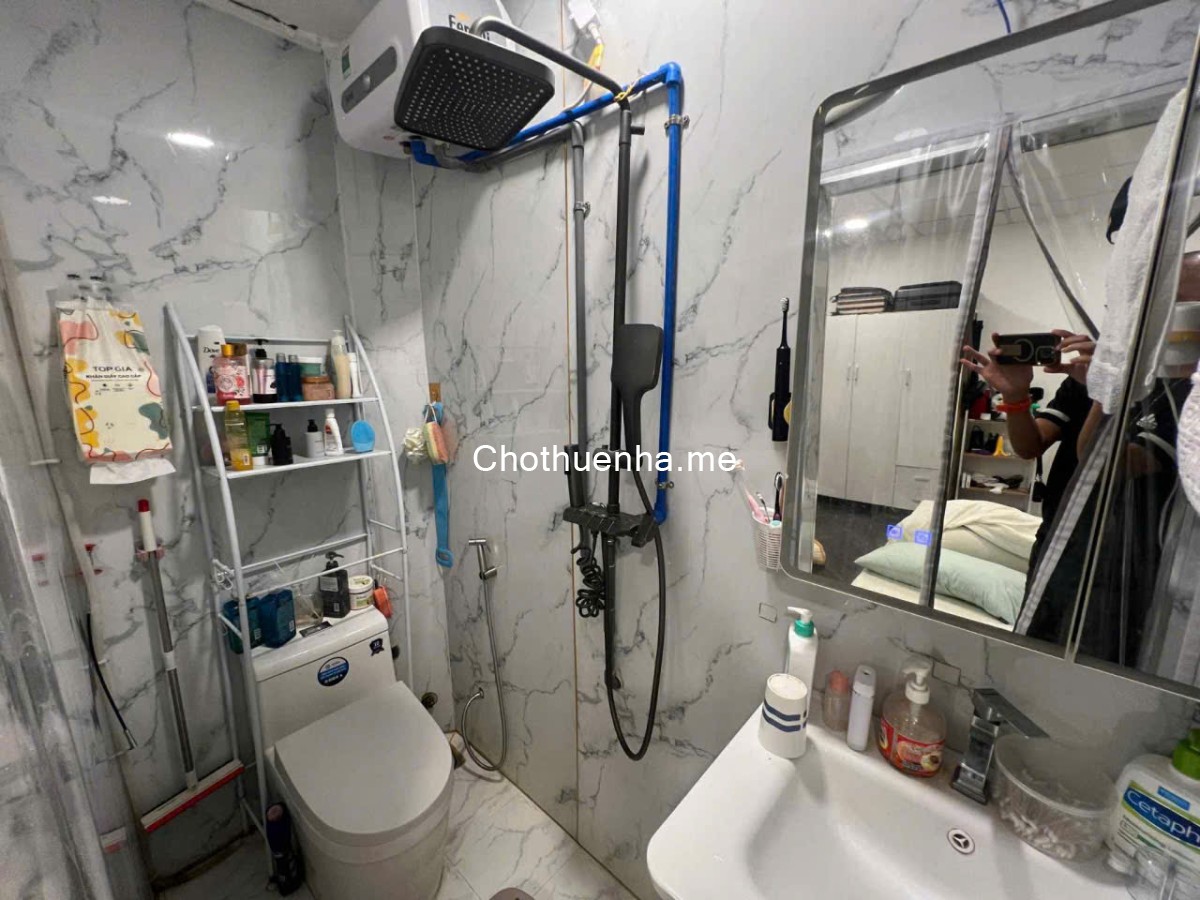 Cho thuê nhà tại đường số Tân Quy Q7, 4x18m, 2 ngủ 2 wc, 1 trệt 1 lửng.