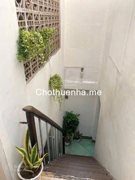 Gấp - Chính chủ, cho thuê mặt tiền 97 Phong phú P11 Q8 (giáp Q5), 70m2 x 2 tầng, 17 tr/tháng