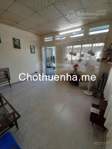 Gấp - Chính chủ, cho thuê mặt tiền 97 Phong phú P11 Q8 (giáp Q5), 70m2 x 2 tầng, 17 tr/tháng