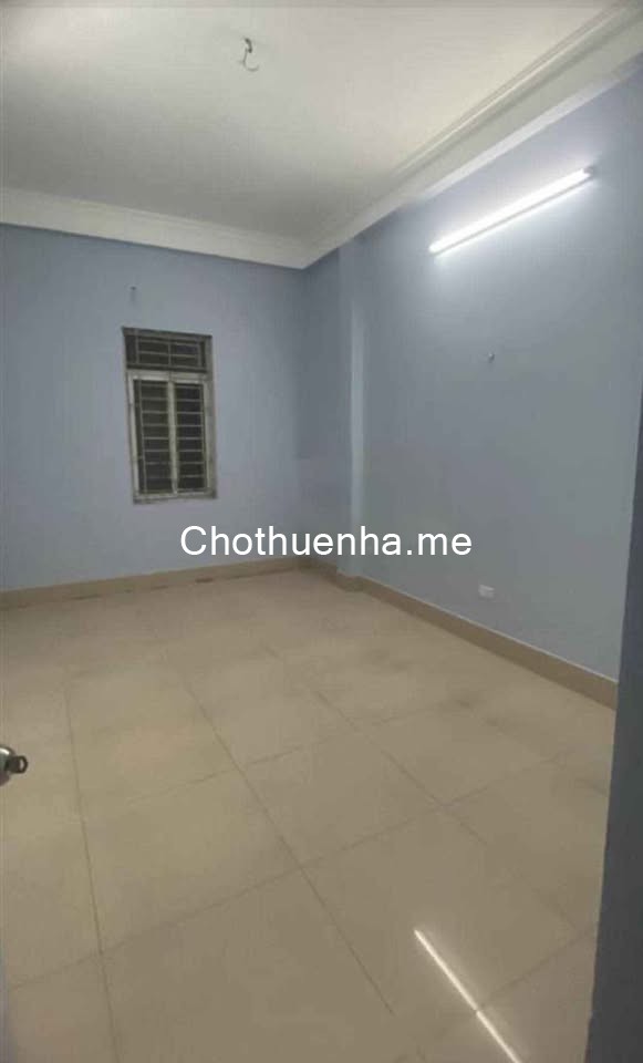 Cho thuê nhà Phố 8 3 gần ô tô, 48m2 x 4 tầng, 6 ngủ, 17 triệu VP, lớp học, KD on...