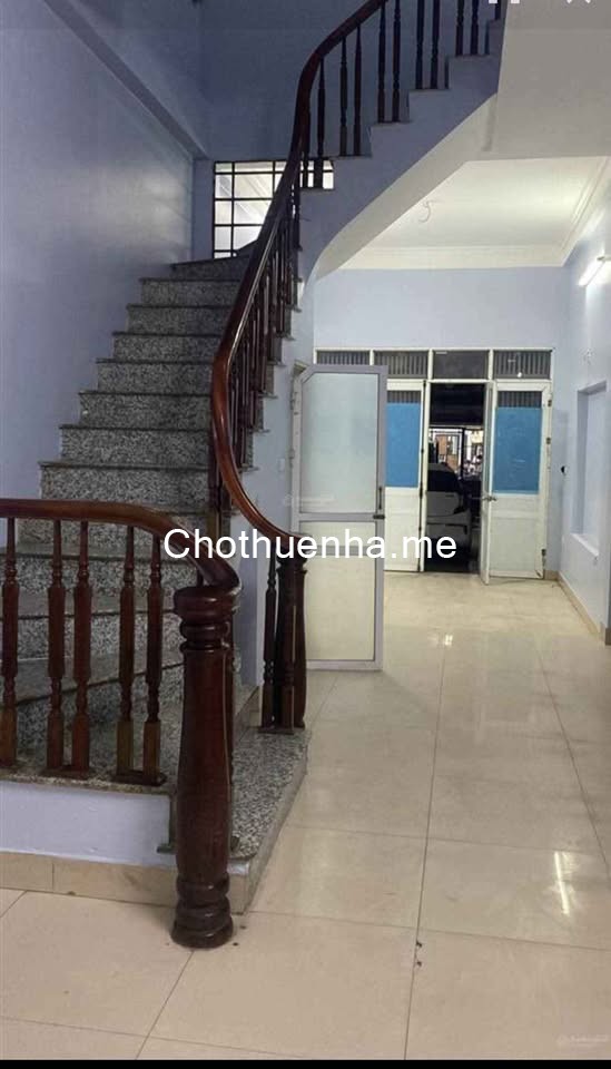 Cho thuê nhà Phố 8 3 gần ô tô, 48m2 x 4 tầng, 6 ngủ, 17 triệu VP, lớp học, KD on...