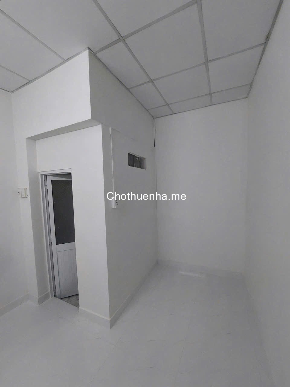 Cho thuê nhà nguyên căn hẻm Nguyễn Thị Thập, Tân Phong, 1 trệt 1 lầu, 3PN – 2WC