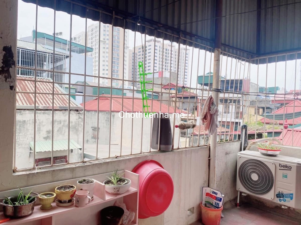 Cho thuê nhà phố Nguyễn Đức Cảnh, 4 tầng x 32m2, 9.5 Triệu tháng