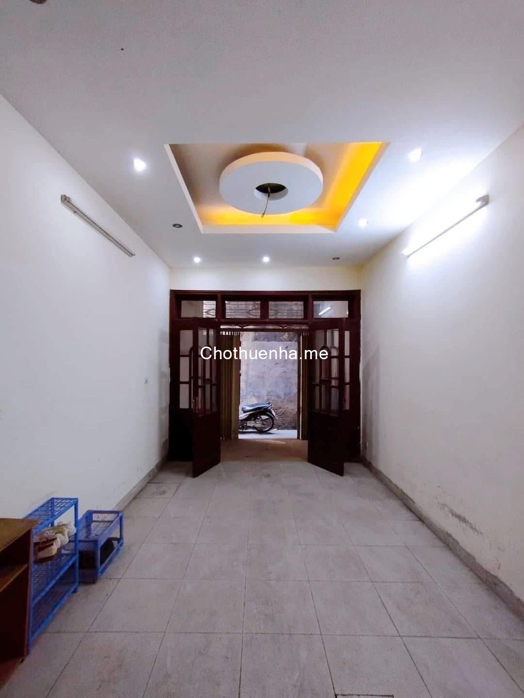 Cho thuê nhà phố Nguyễn Đức Cảnh, 4 tầng x 32m2, 9.5 Triệu tháng