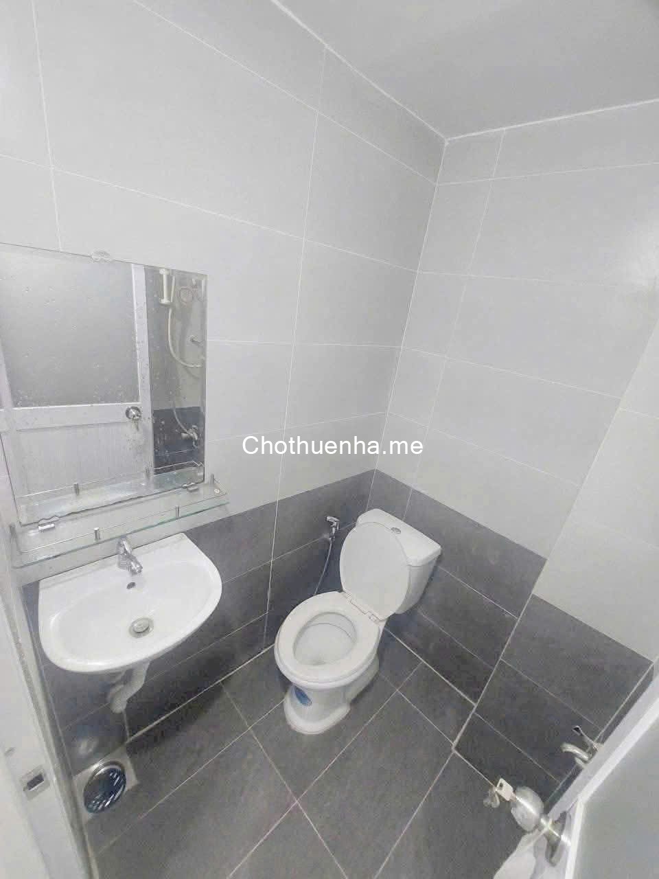 Cho thuê nhà nguyên căn hẻm Nguyễn Thị Thập, Tân Phong, 1 trệt 1 lầu, 3PN – 2WC