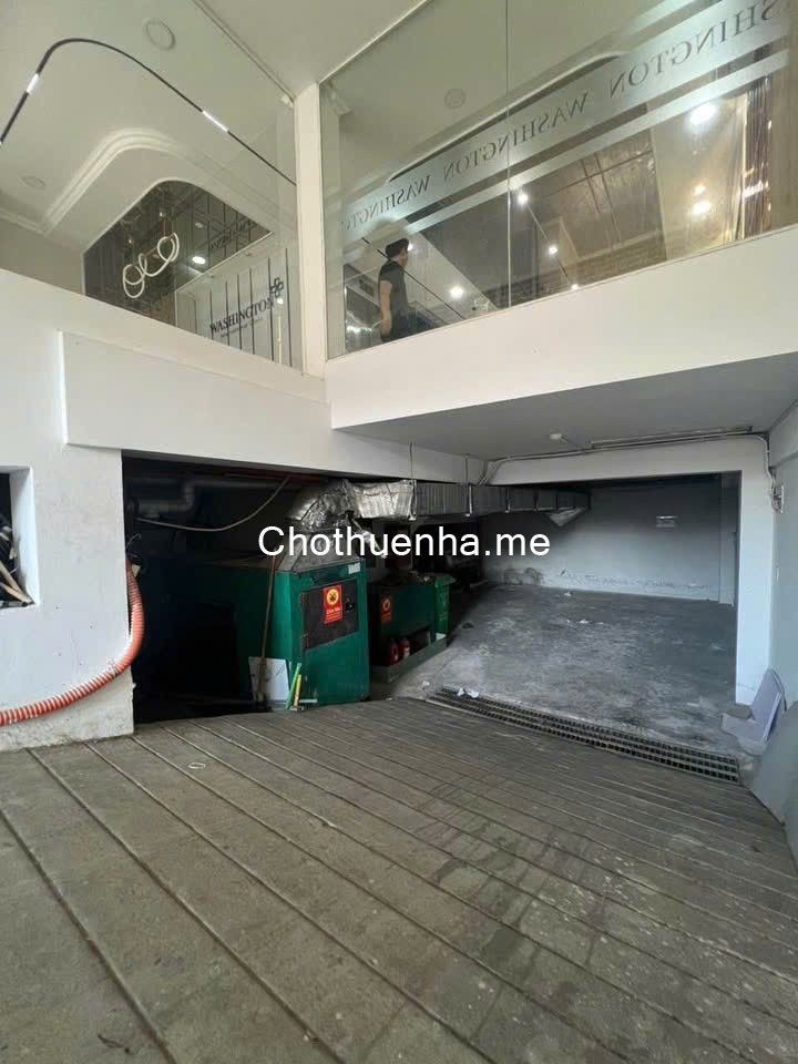 Cho thuê tòa nhà văn phòng, 283 Hùng Vương, Phường 9, Quận 5.