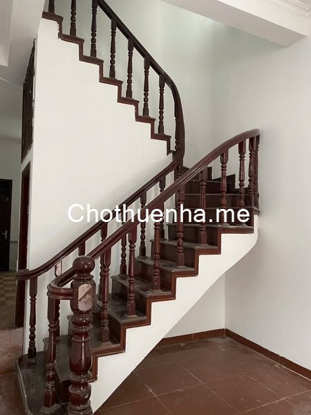 Cho thuê nhà nguyên căn KĐT Đại Kim, 55m2 x 4 tầng, 6 phòng, 4 wc, 18.5 Triệu