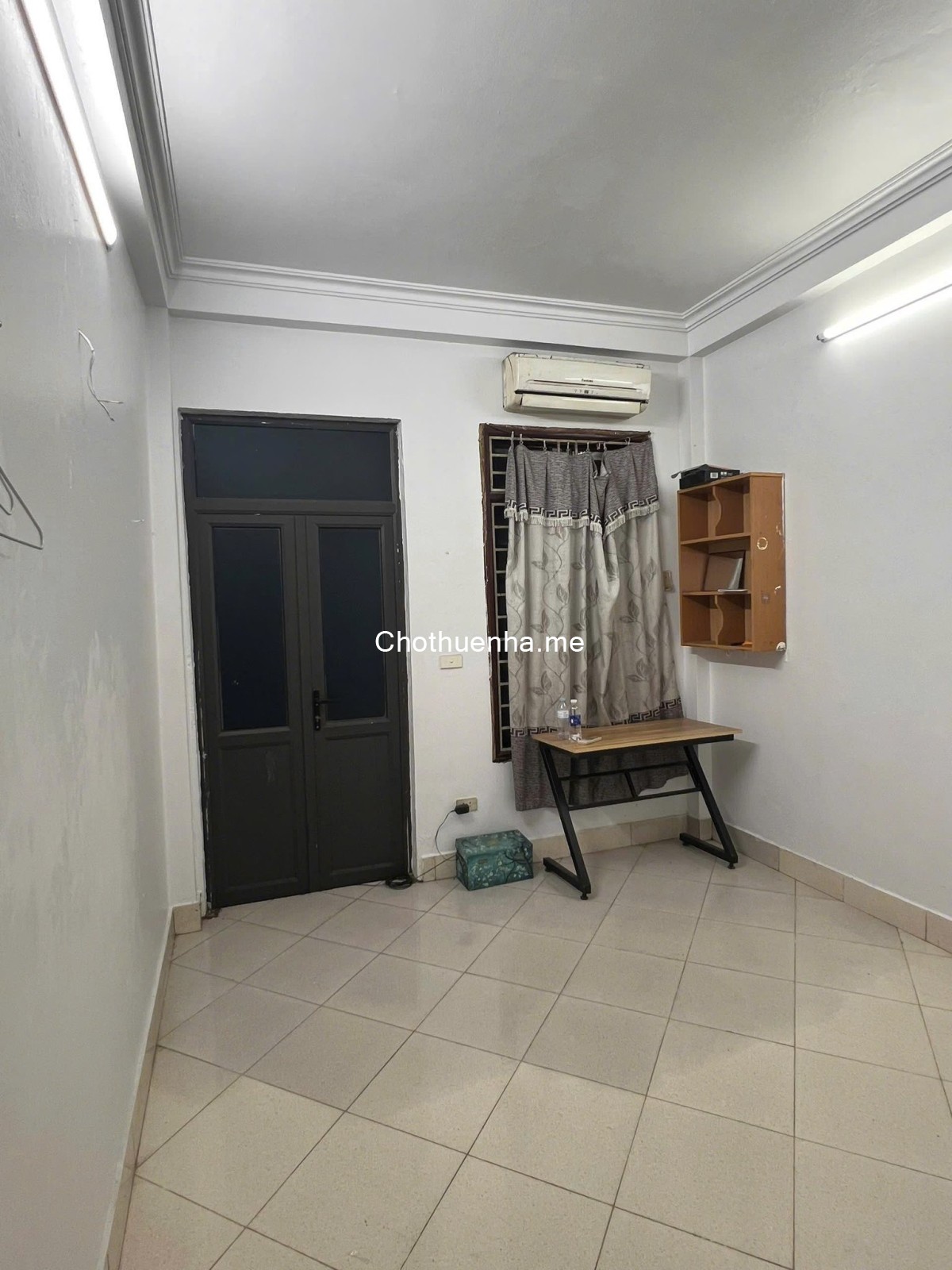 Cho thuê nhà nguyên căn ngõ Lương Khánh Thiện, 30m2 x 4 tầng, 4 ngủ 3 wc, 11.5 triệu