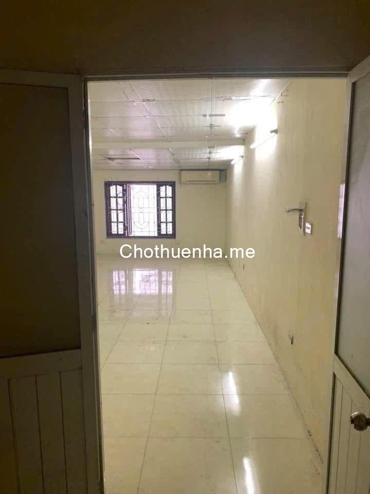 Cho thuê nhà ngõ 200 Âu Cơ - Tây Hồ 2 tầng x 50m2, 6 Triệu