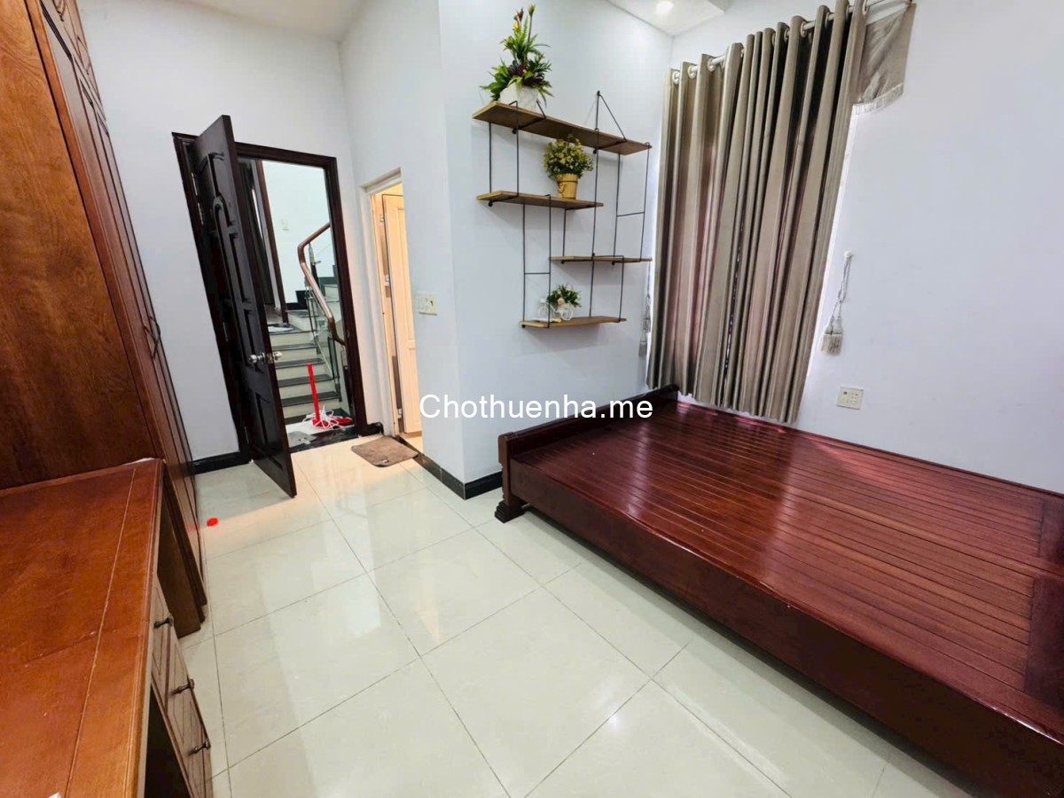 Cho thuê nhà MT Gần Tô Hiệu, 4x16. 4PN 5wc, full nội thất 17 triệu