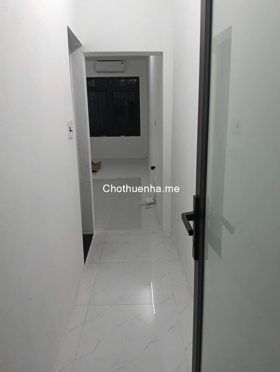 Cho thuê nhà ngõ ô tô Tôn Đức Thắng, 4 tầng x 25m2, 14 Triệu KD kết hợp ở lại gia đình