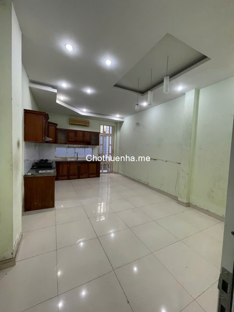 Cho thuê nhà đường 47,P.Tân Quy Quận 7 dt 4x20m,3 lầu,5PN