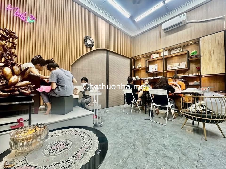 Cho thuê nhà nguyên căn hẻm xe hơi Quận 10 - 5PN như hình - 20t.r