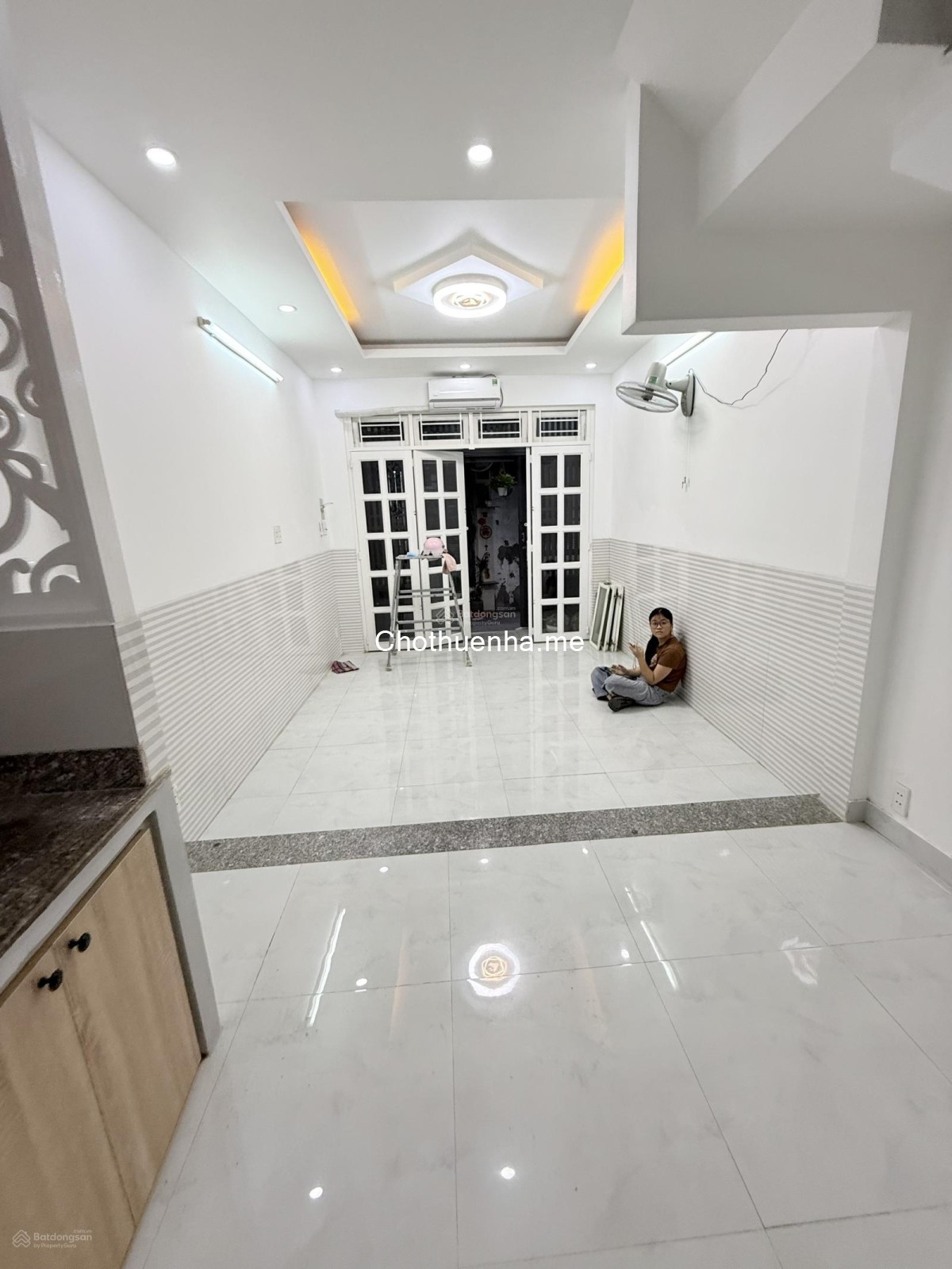 Cho thuê nhà 1 trệt 1 lầy, hẻm 3 gác Trần Đình Xu Quận 1