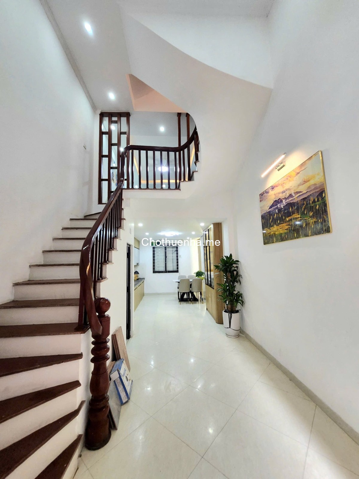 Cho thuê nhà nguyên căn mới kinh kong ngõ 73 Bằng Liệt, 33m2 x 4 tầng, 4 ngủ, 13.5 Triệu