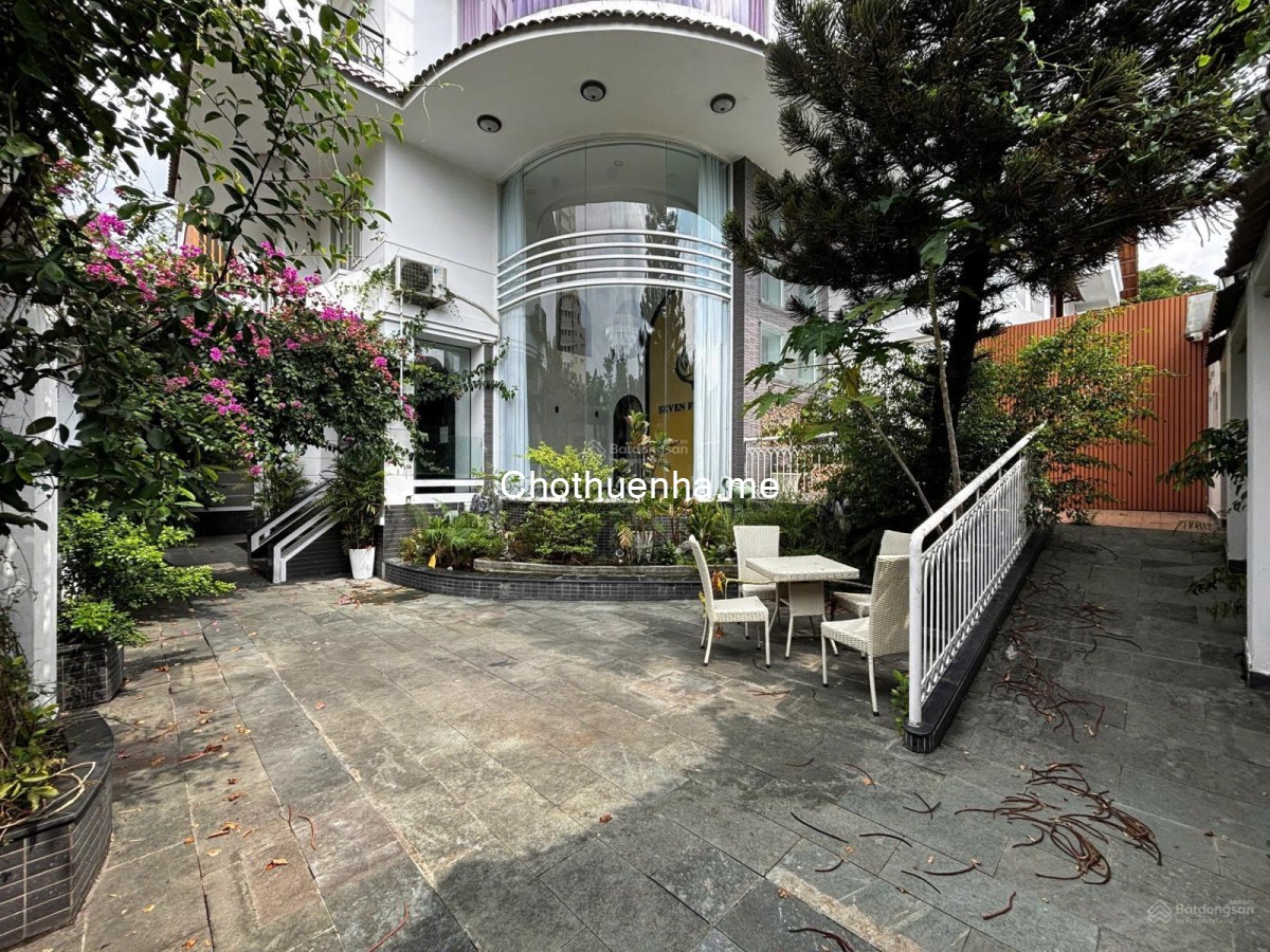 Cho Thuê Villa Thảo Điền, Quận 2 ≈ 300m² - Làm văn phòng, showroom, nhà hàng,...