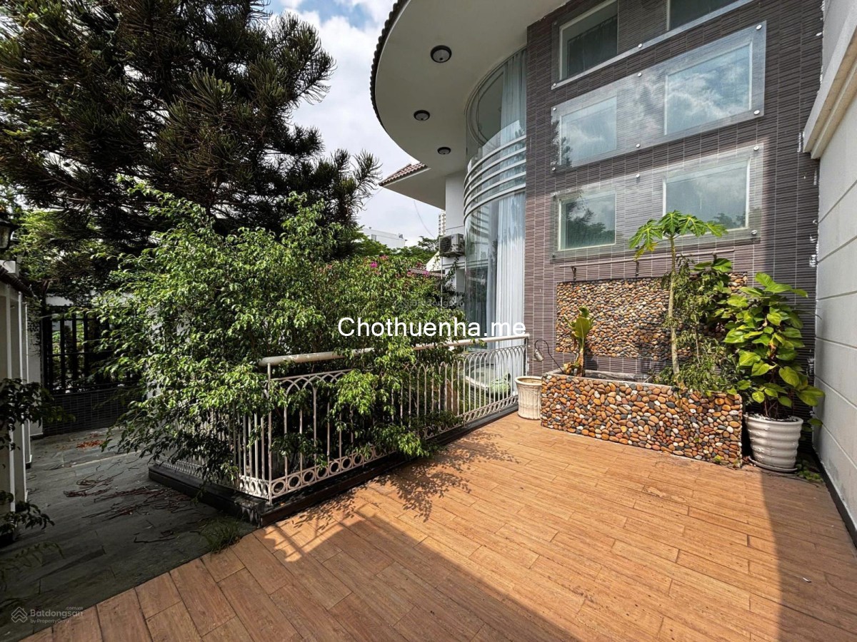 Cho Thuê Villa Thảo Điền, Quận 2 ≈ 300m² - Làm văn phòng, showroom, nhà hàng,...