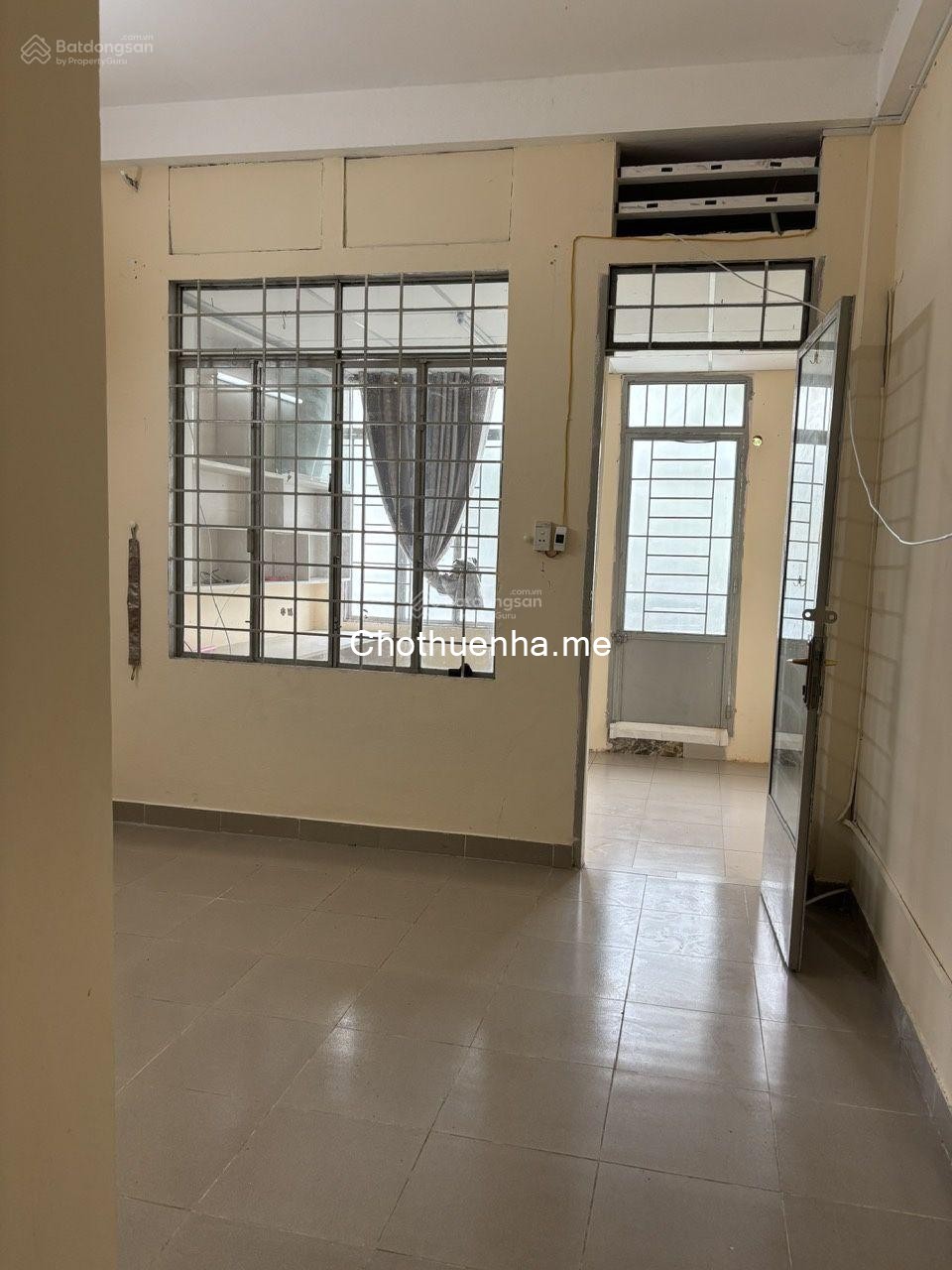 Nhà trống nguyên căn 3 tầng, nằm trong khu dân cư sầm uất đường số 3, quận 2