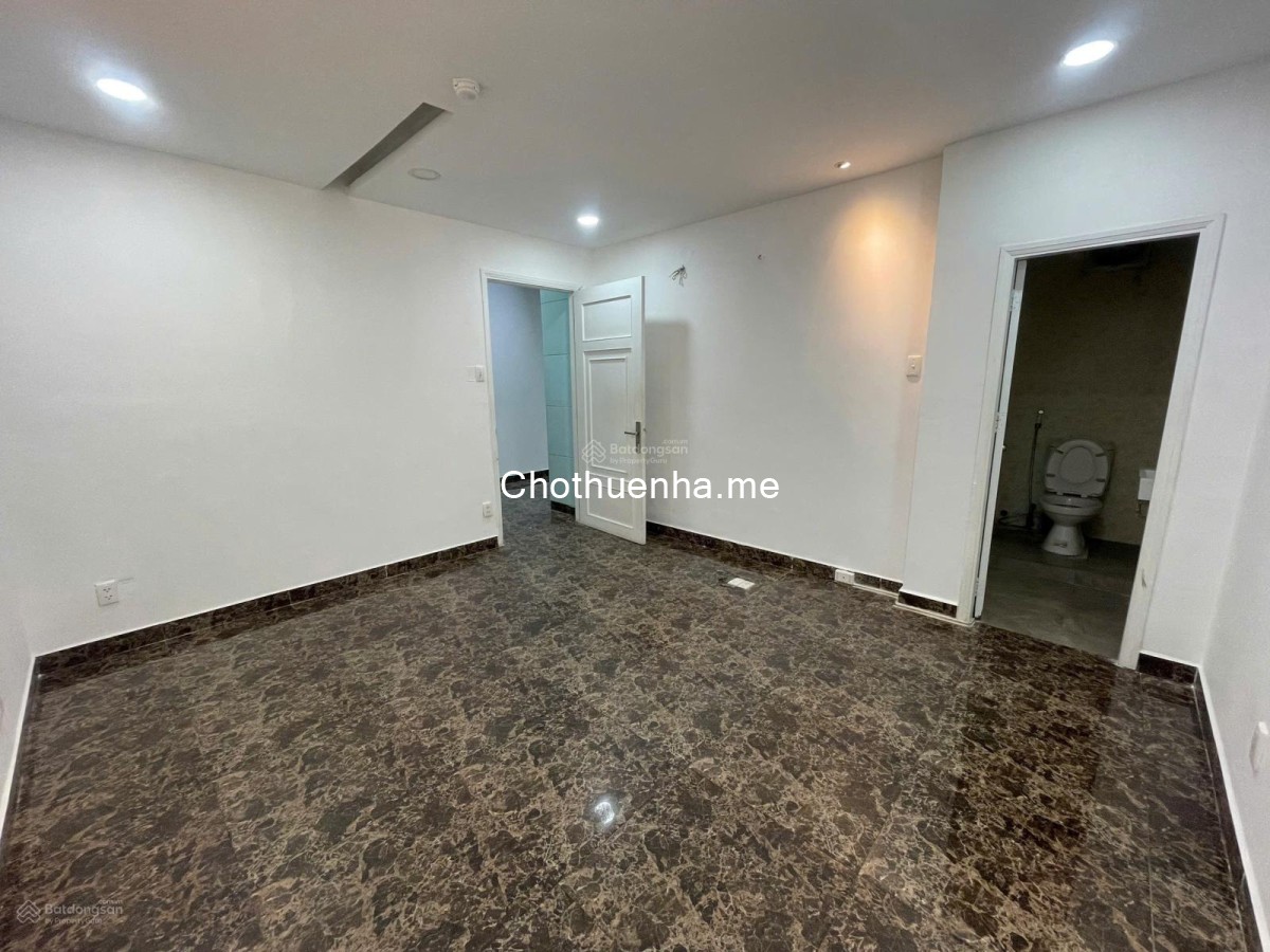 Nhà nguyên căn Nam Kỳ Khởi Nghĩa Quận 3 - 1 trệt, 2 lầu - Giá tốt