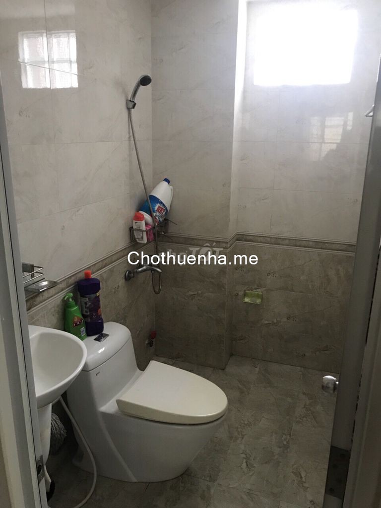 Cho thuê nhà hẻm xe hơi Võ Thị Sáu, trệt, 3 lầu, sân thượng, 33 triệu