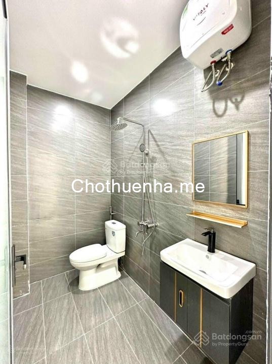 Nhà ngay khu dân cư cao cấp, gần trường học Bình Phú, 1 trệt, 2 lầu