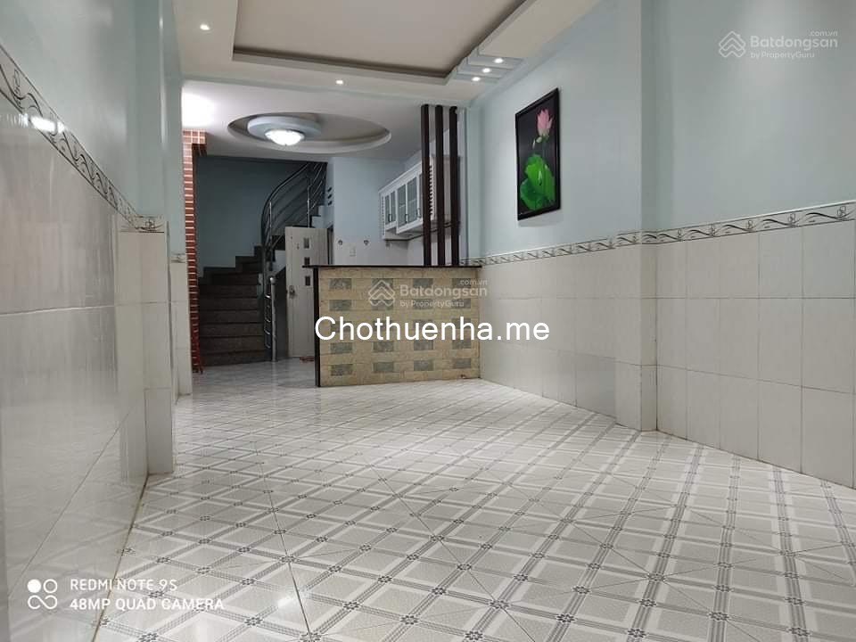 Cho thuê nhà nguyên căn trung tâm quận 5 - 1 trệt, 2 lầu, 2 phòng ngủ, 3 toilet