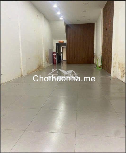 Cho thuê nhà nguyên căn – góc 2 mặt tiền Võ Văn Kiệt, Q.5