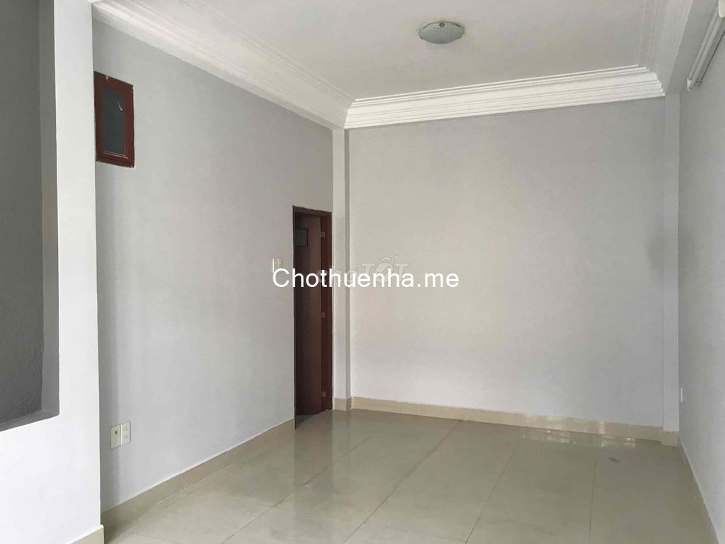 Nhà mặt tiền đường số 6 quận 4 thuận tiện ở, kinh doanh