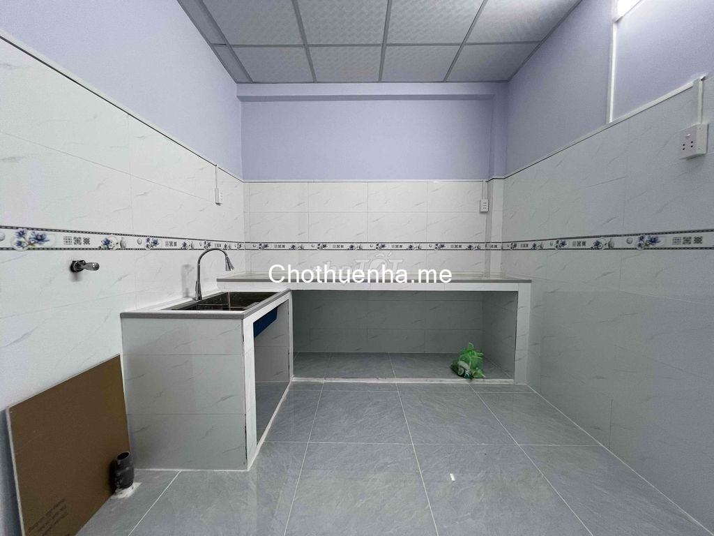 Chính chủ cho thuê nhà nguyên căn – có ban công – Phạm Thế Hiển, Q8