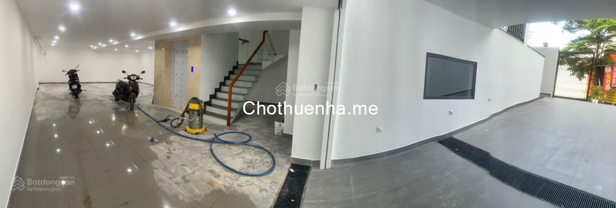 Cho thuê nhà mới xây nagy khu Him Lam Quận 7, 1 hầm, 1 trệt, 3 lầu – có thang máy