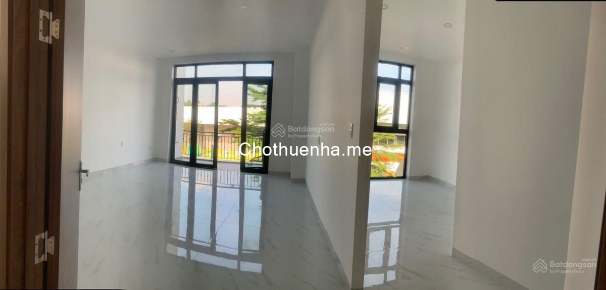 Cho thuê nhà mới xây nagy khu Him Lam Quận 7, 1 hầm, 1 trệt, 3 lầu – có thang máy