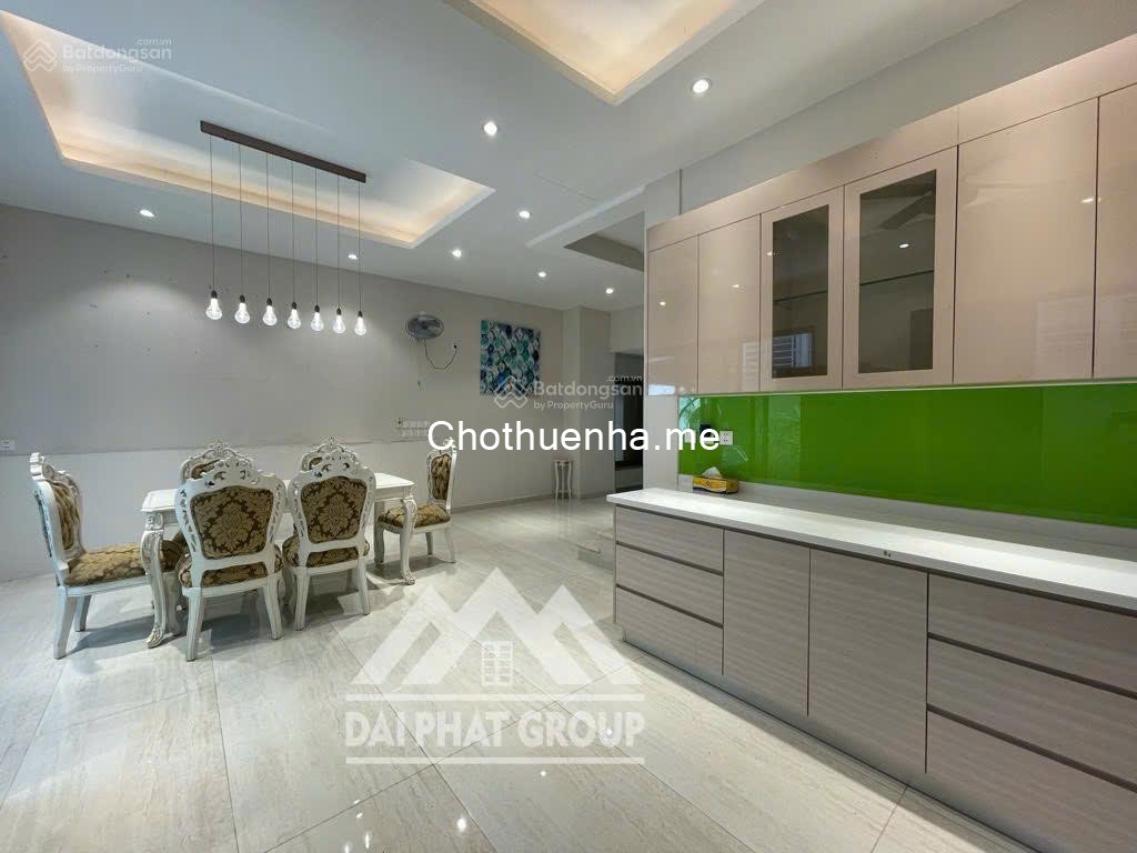 CHo thuê nhà Mỹ Phú 1 Quận 7, 4PN – 4WC, full nội thất, ngõ xe ô tô 17m