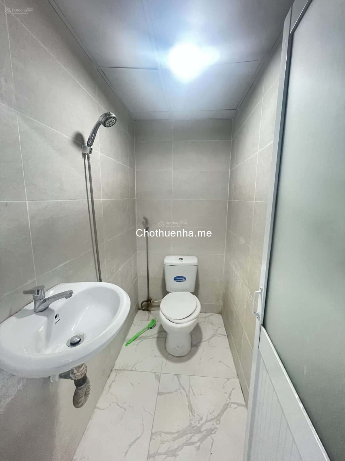 Cho thuê nhà nguyên kế bên trường TDTU RMIT, rộng rãi, 2 phòng ngủ – 2WC