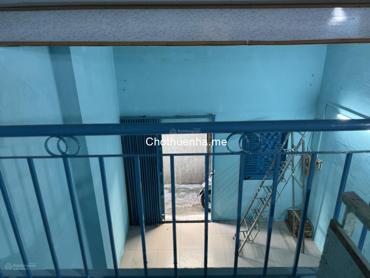 Cho thuê nhà nguyên căn hẻm 85 Bùi Minh Trực, P.5, Q.8