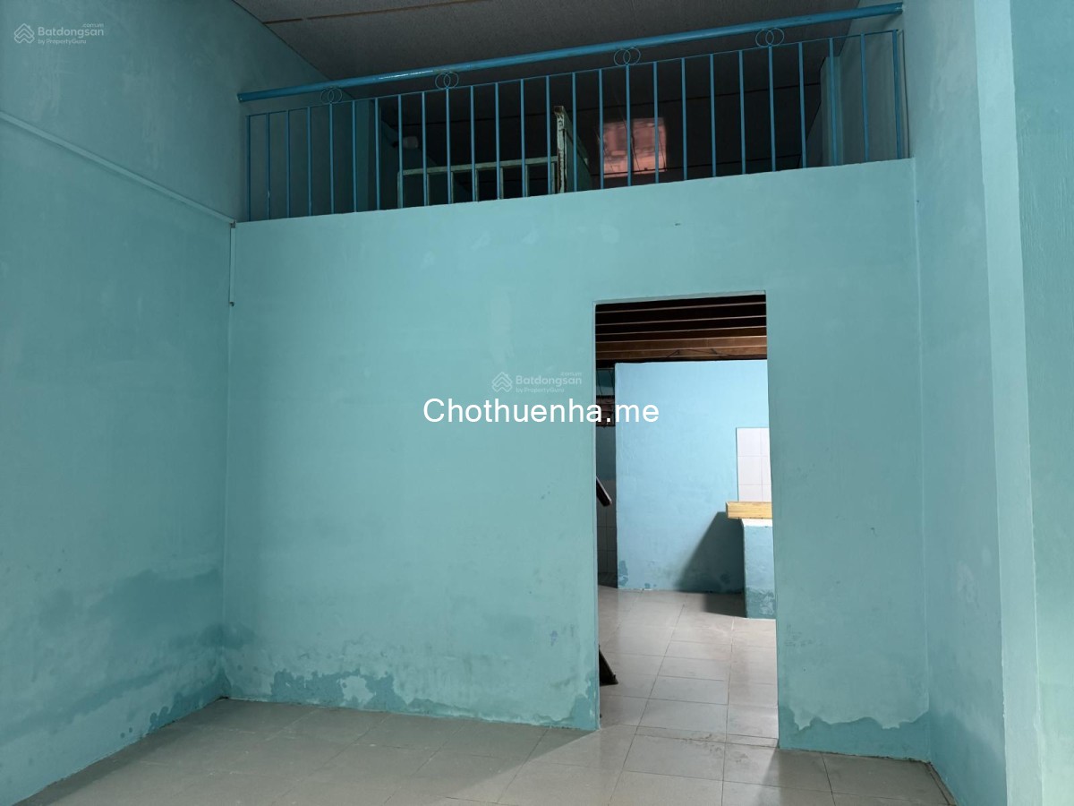 Cho thuê nhà nguyên căn hẻm 85 Bùi Minh Trực, P.5, Q.8
