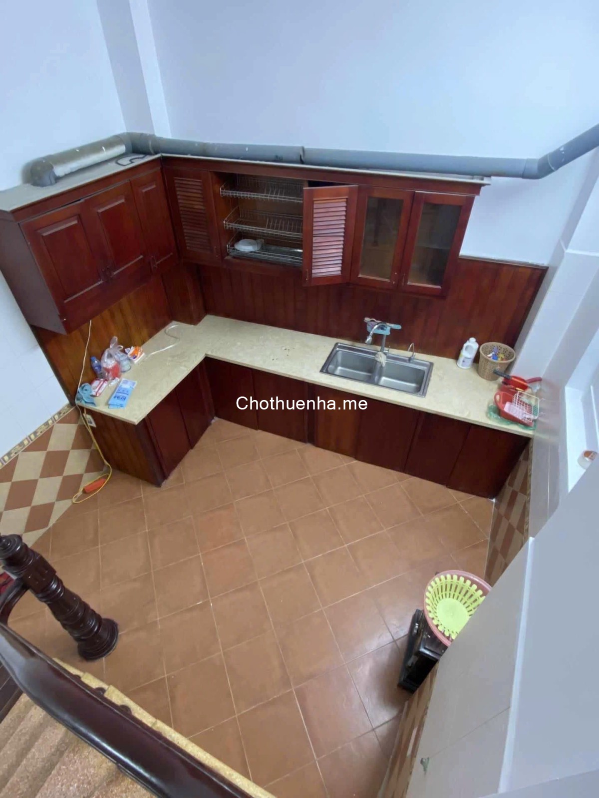 Cho thuê nhà nguyên căn ngõ 127 Hào Nam, 32m2 x 4 Tầng, 3 ngủ, Giá 11 triệu/tháng