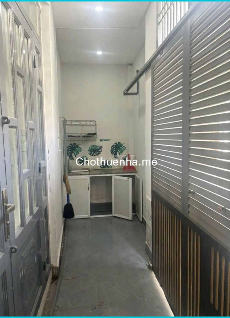 Cho thuê hẻm 88 Nguyễn Văn Quỳ Quận 7, 2PN, 2WC, đã có sẵn máy lạnh