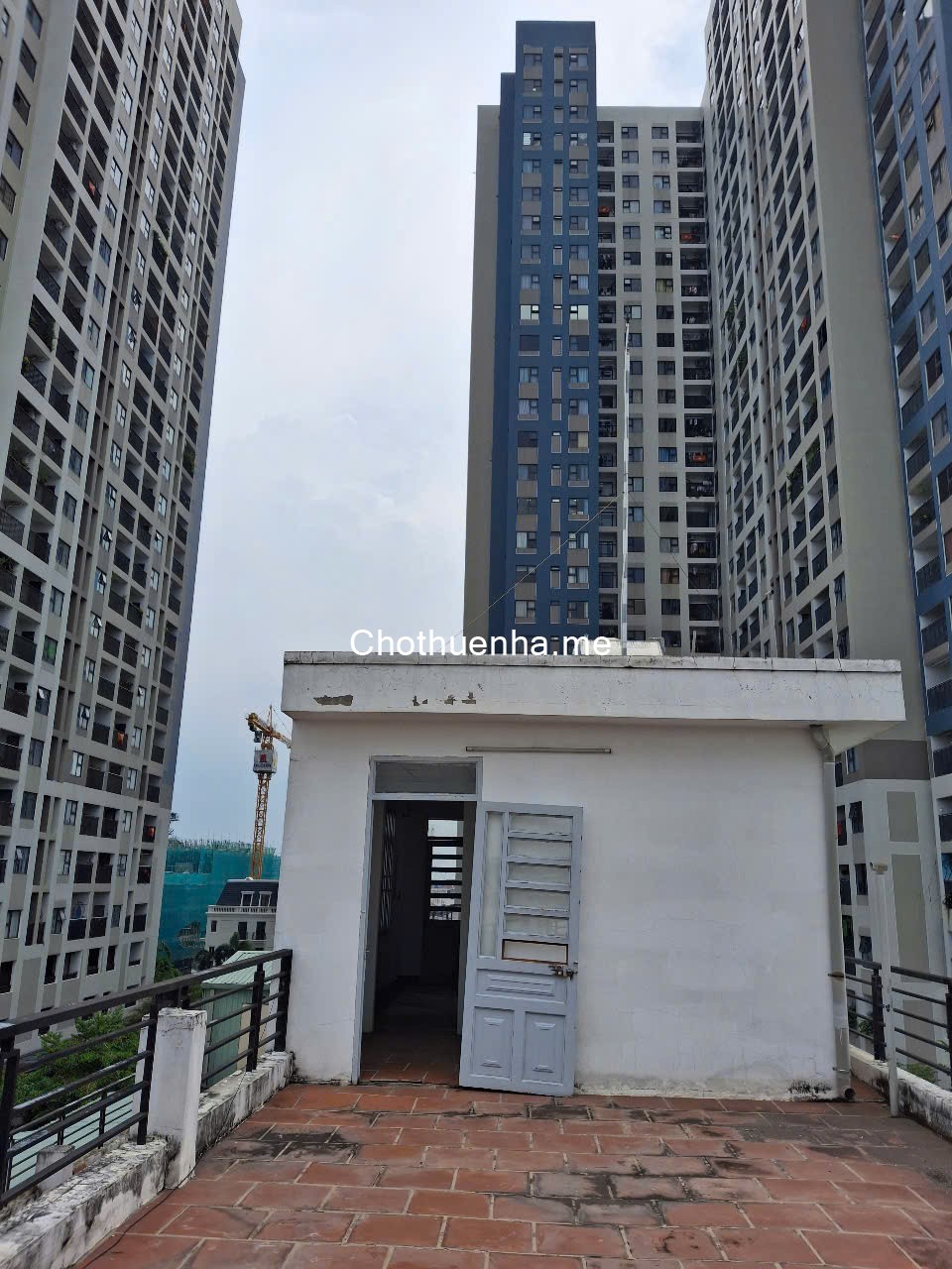 Cho thuê nhà 4 Tầng Ngang 15m, dtst 1360m2,ngay Vincom 550