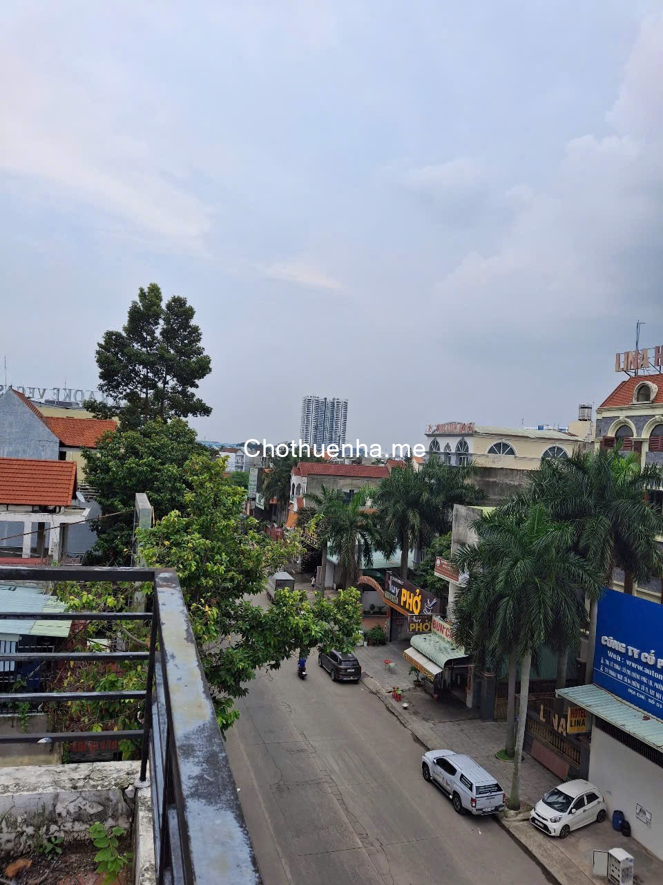 Cho thuê nhà 4 Tầng Ngang 15m, dtst 1360m2,ngay Vincom 550