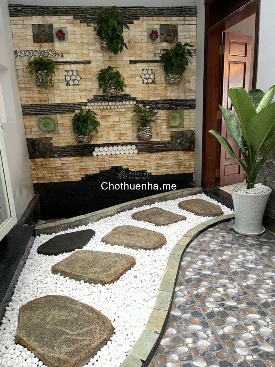 Cho thuê villa HXH khu K300, Nguyễn Minh Hoàng, Tân Bình, 1 trệt, 3 lầu, 5PN 5WC