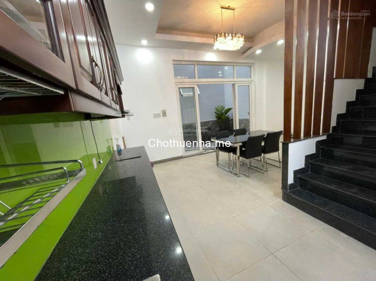 Cho thuê villa HXH khu K300, Nguyễn Minh Hoàng, Tân Bình, 1 trệt, 3 lầu, 5PN 5WC